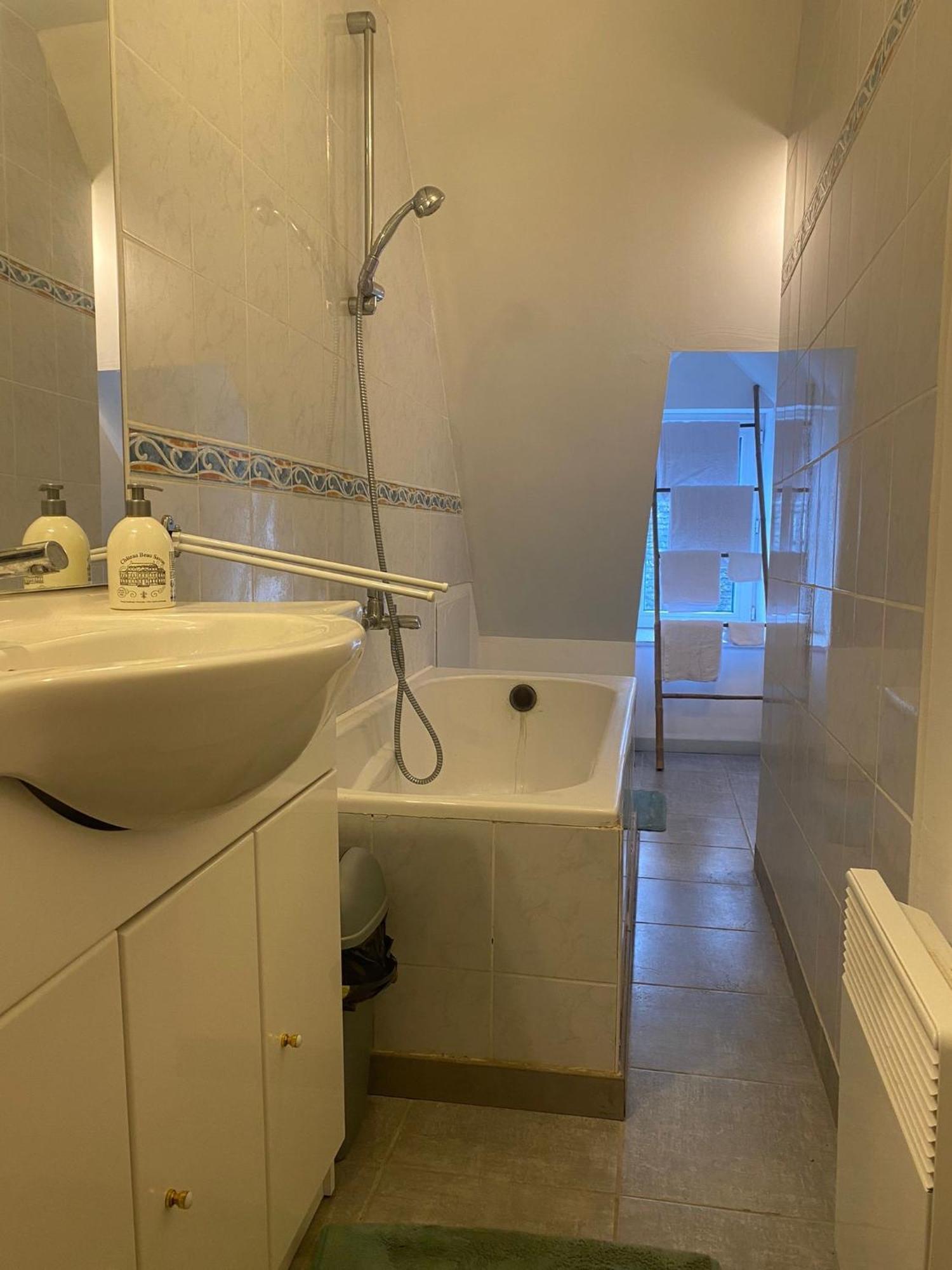 Appartement, Cite Medievale Лаон Екстериор снимка